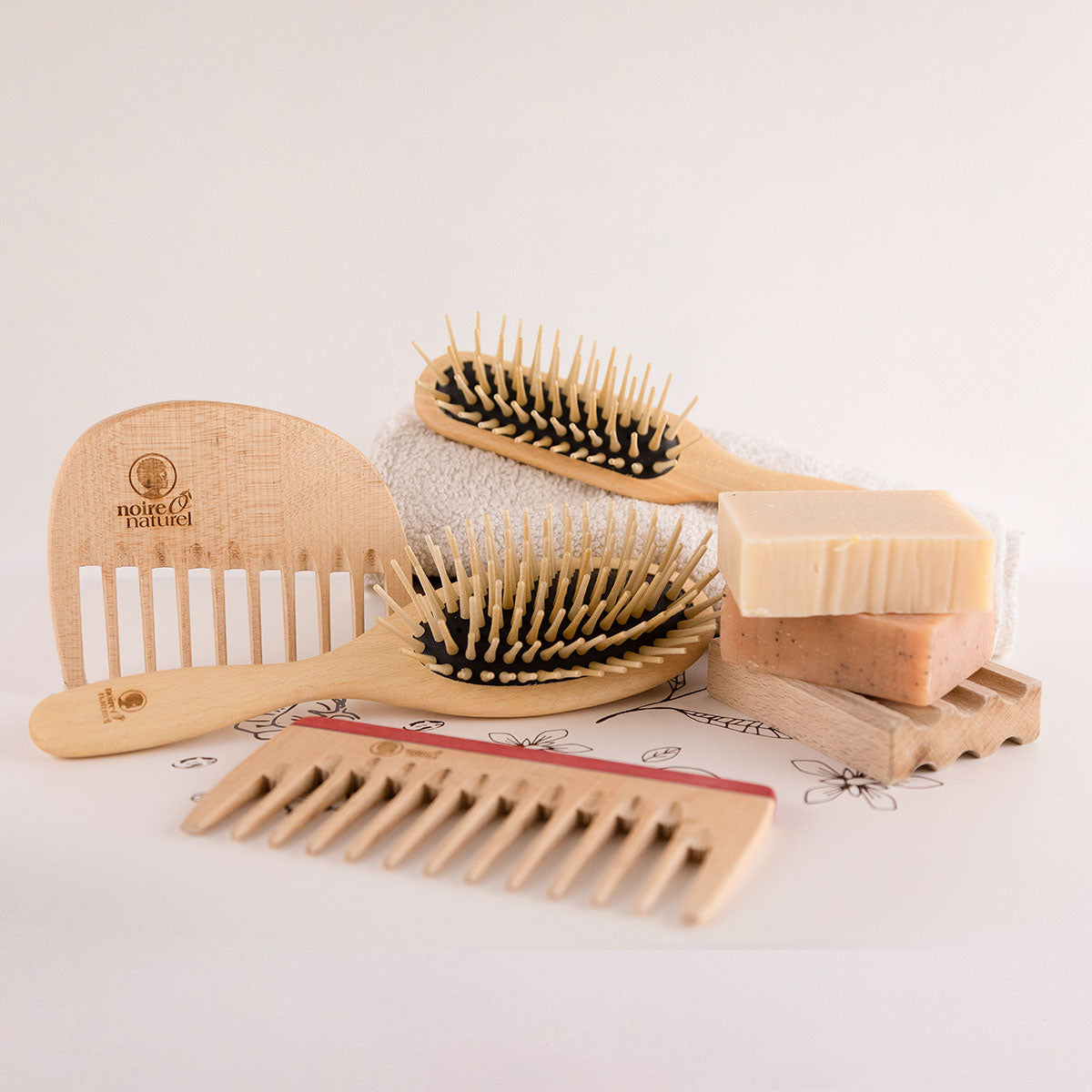 Brosse démêlante cheveux bouclés à crépus en Hêtre massif - Cheveux courts à mi-longs
