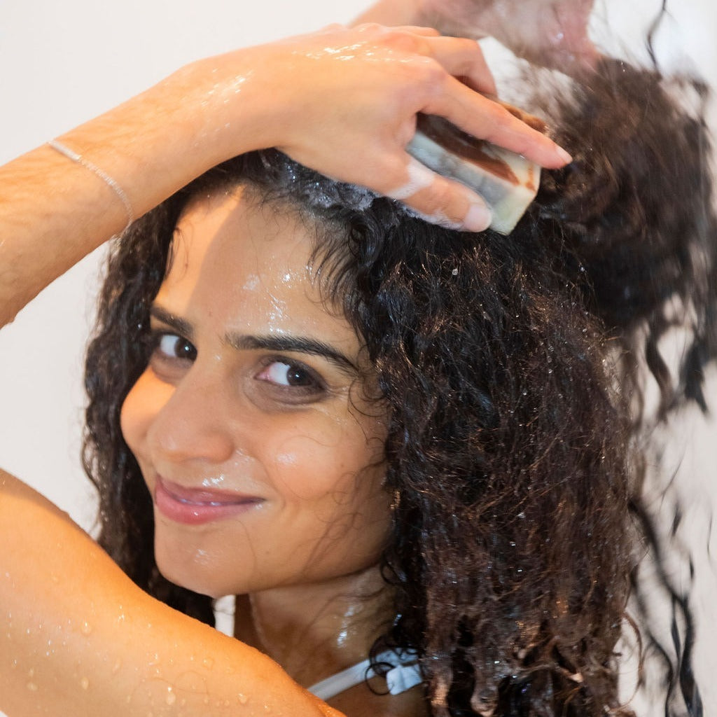 AMOUR DE TORTILLES - Organic Solid Shampoo for Dry, Curly, Kinky, Locked Hair