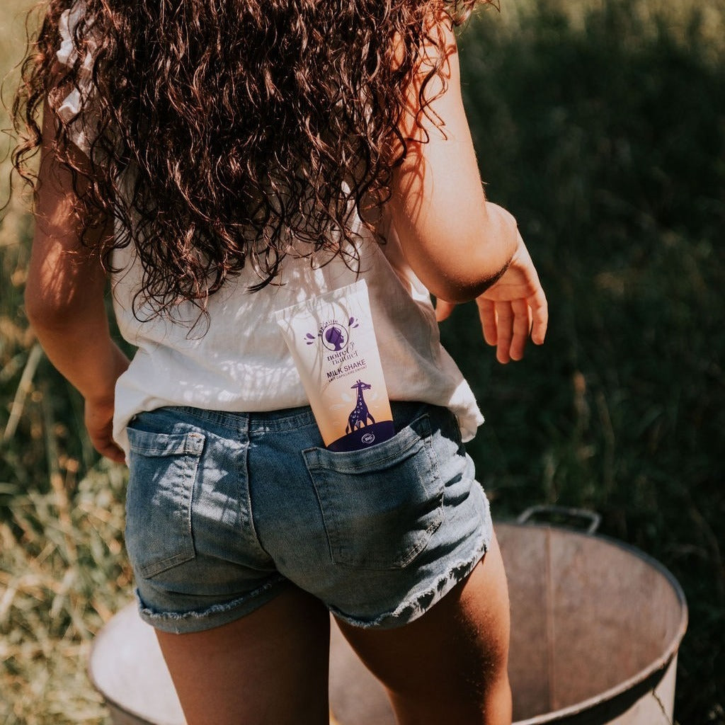 MILK SHAKE- Lait Capillaire Naturel Enfant  - Sans rinçage, Hydratant, Multifonction